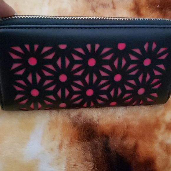 Wallet - Picture 3 of 4